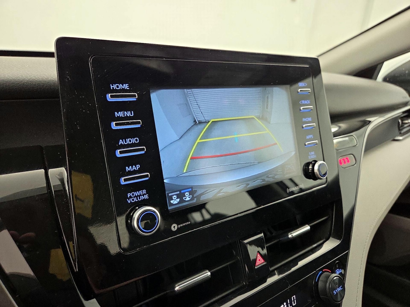 2024 Toyota Camry LE - Photo 15
