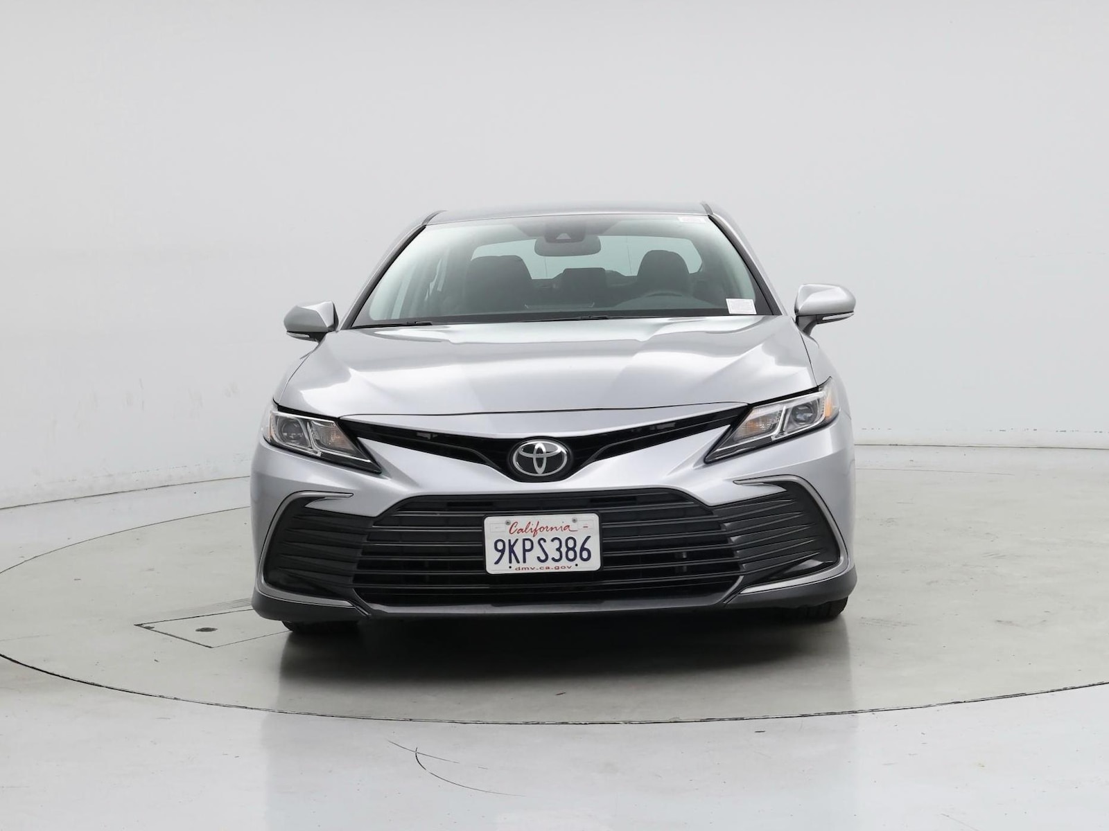 2024 Toyota Camry LE - Photo 6