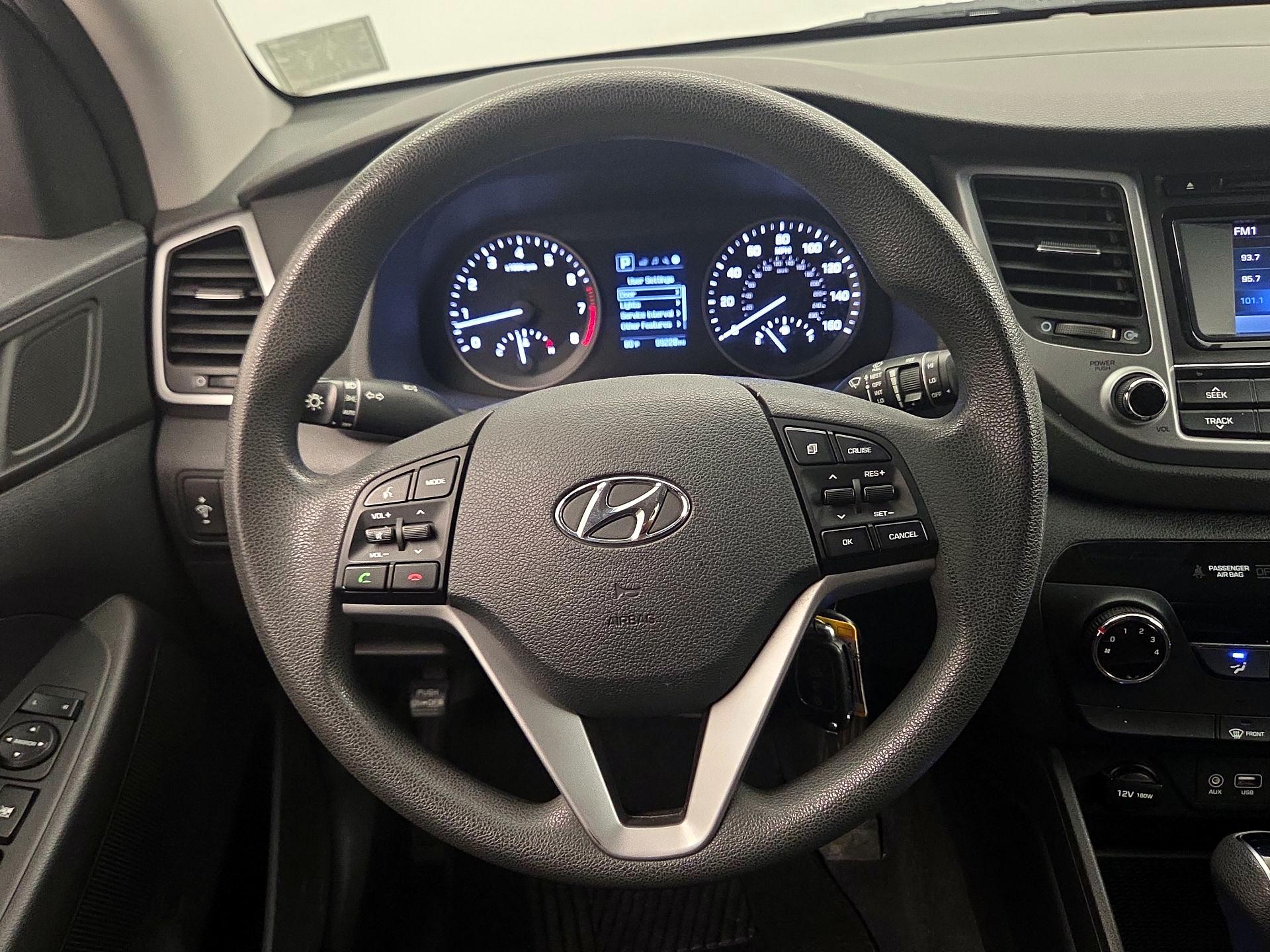 Thumbnail: 2017 Hyundai Tucson - 10