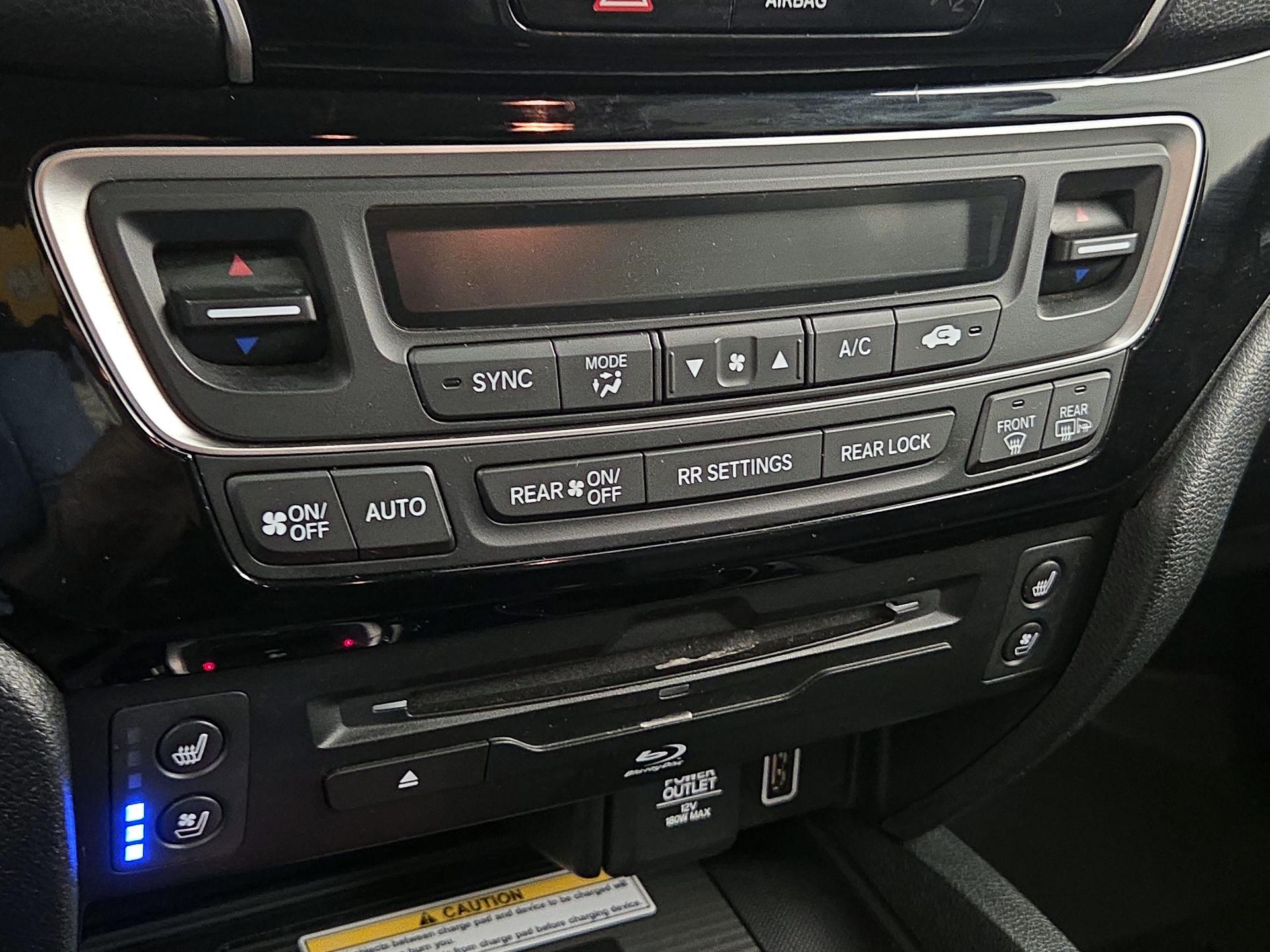 Thumbnail: 2020 Honda Pilot - 17