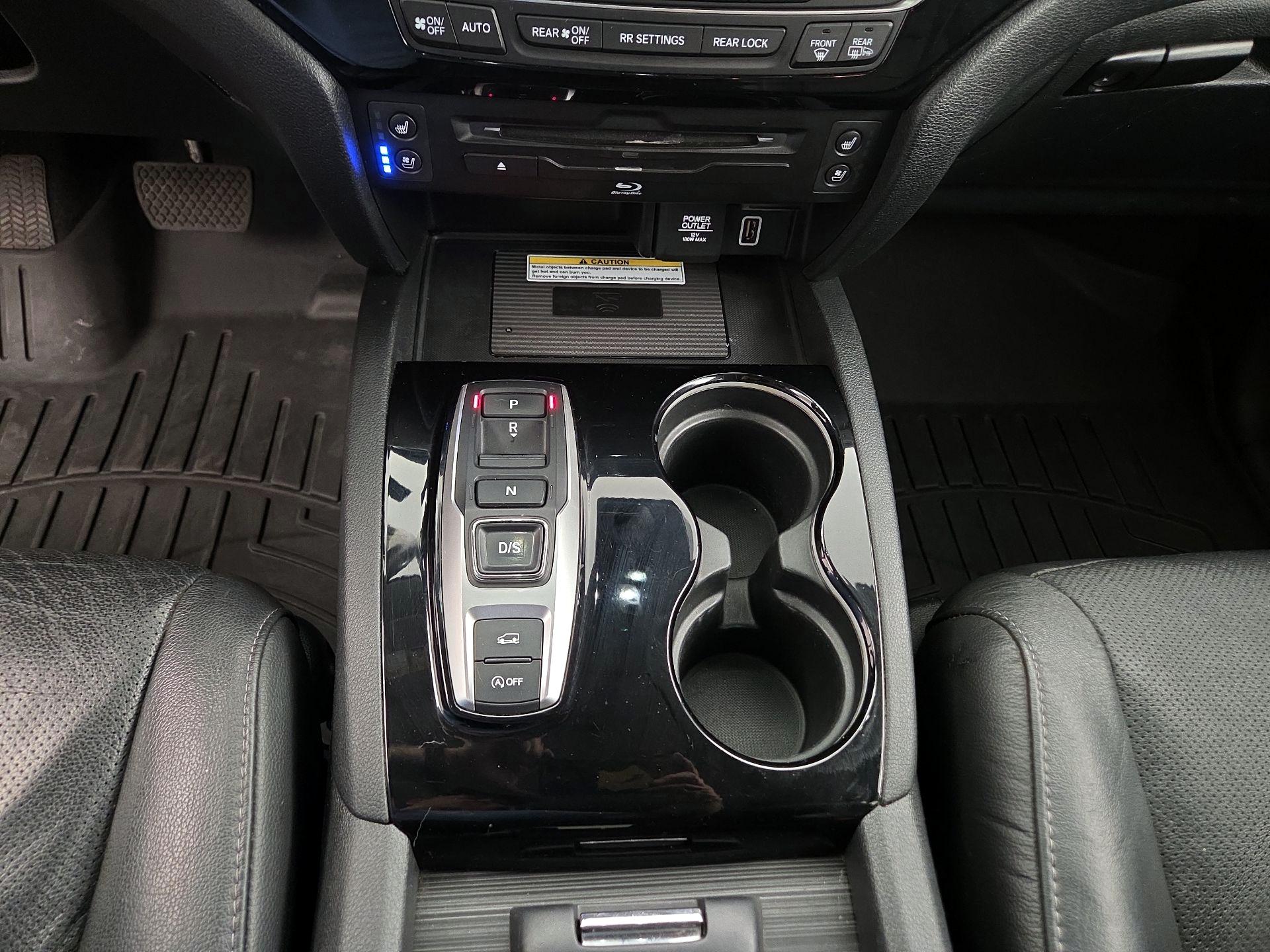 Thumbnail: 2020 Honda Pilot - 18