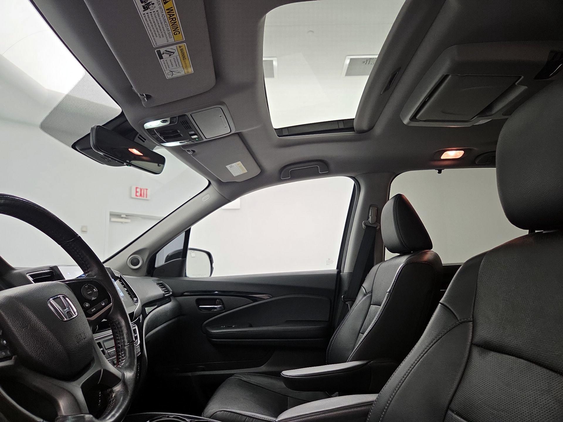 Thumbnail: 2020 Honda Pilot - 20