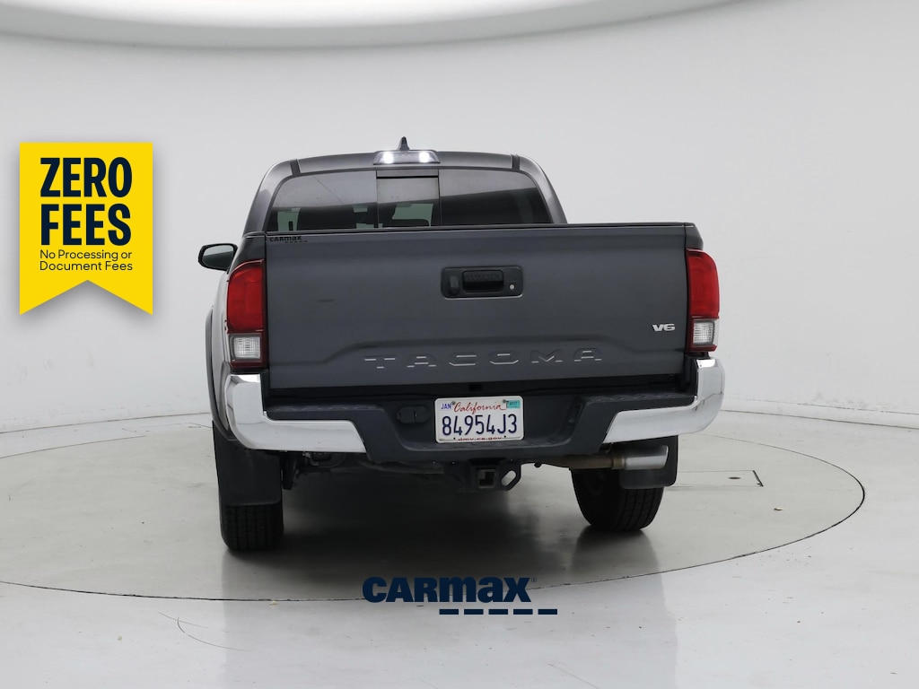 View vehicle photo 7
