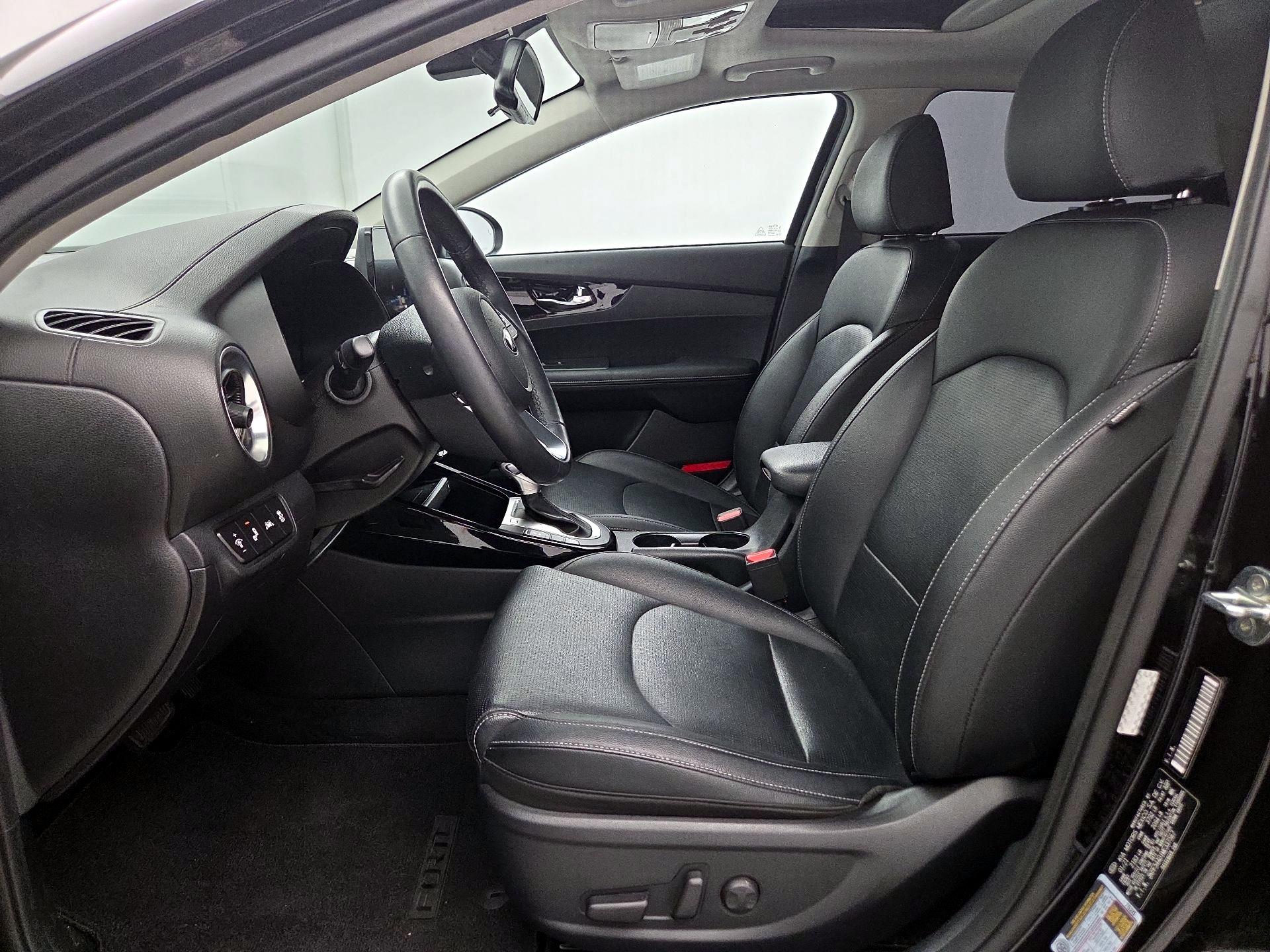 Thumbnail: 2021 Kia Forte - 11