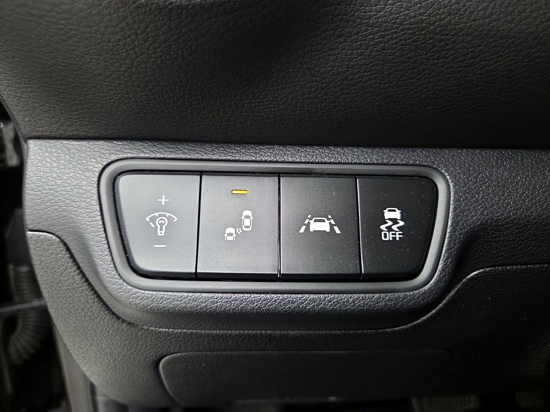 Thumbnail: 2021 Kia Forte - 13