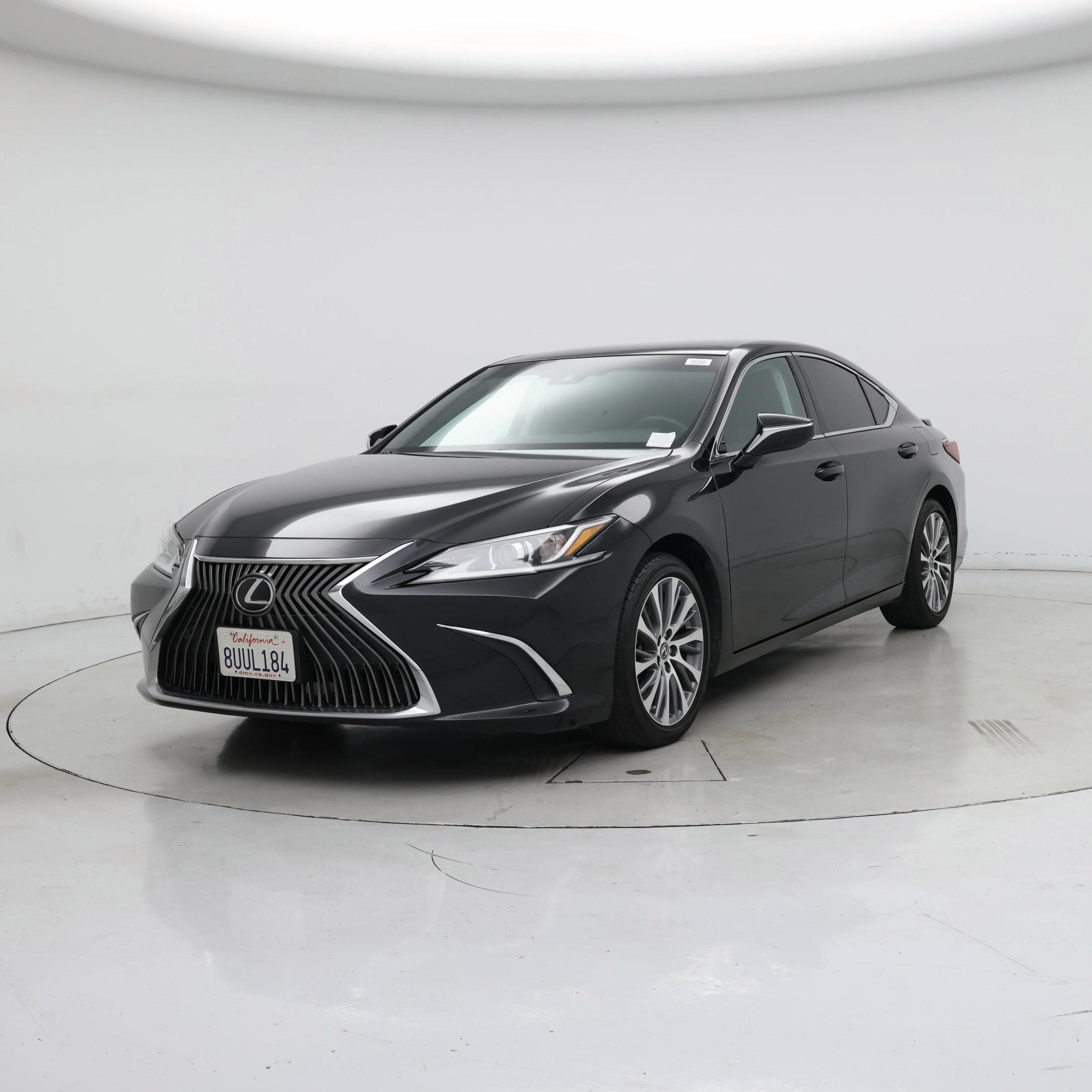 Thumbnail: 2021 Lexus ES - 4