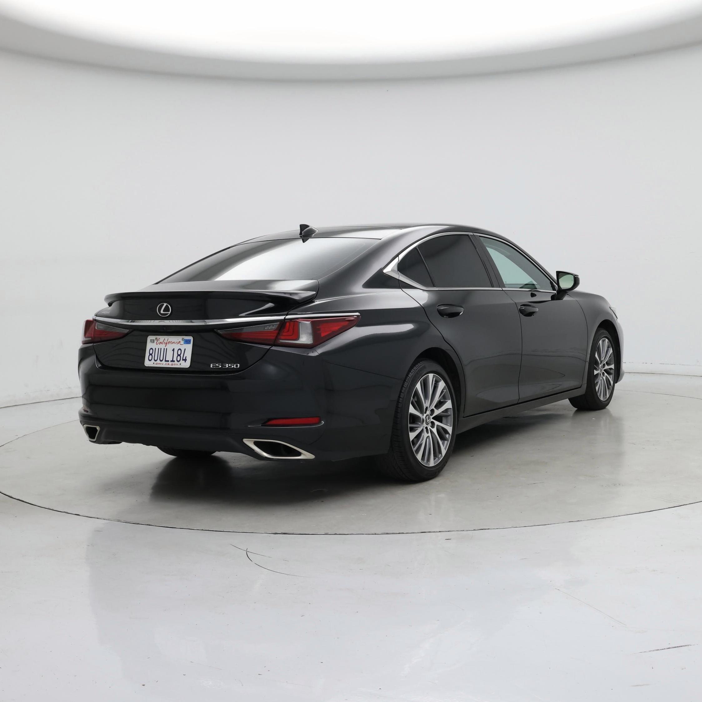 Thumbnail: 2021 Lexus ES - 8