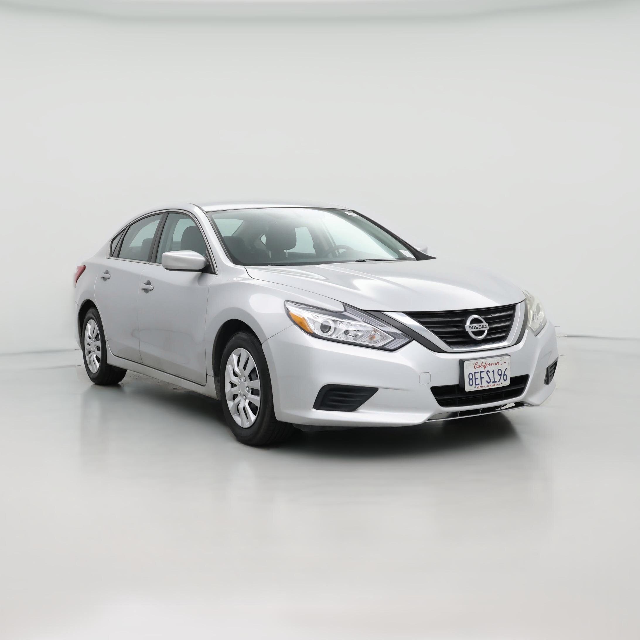 Thumbnail: 2016 Nissan Altima - 1