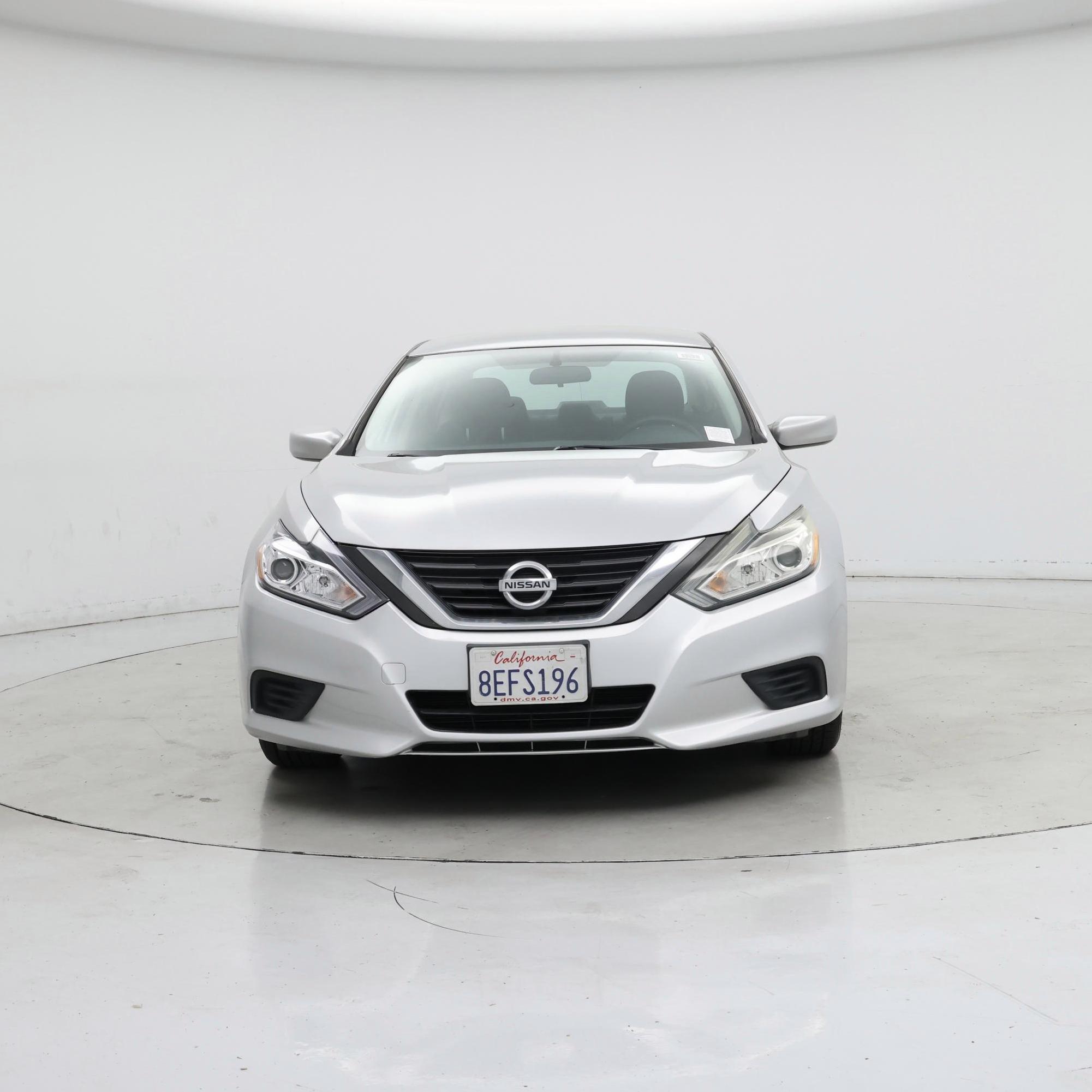 Thumbnail: 2016 Nissan Altima - 5
