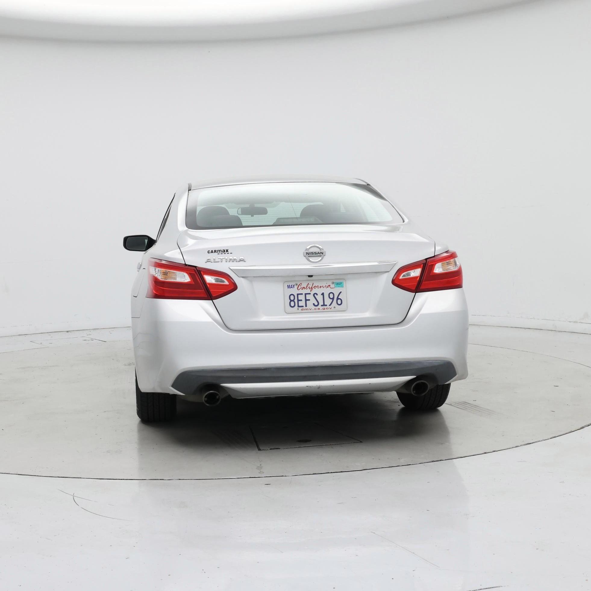 Thumbnail: 2016 Nissan Altima - 6