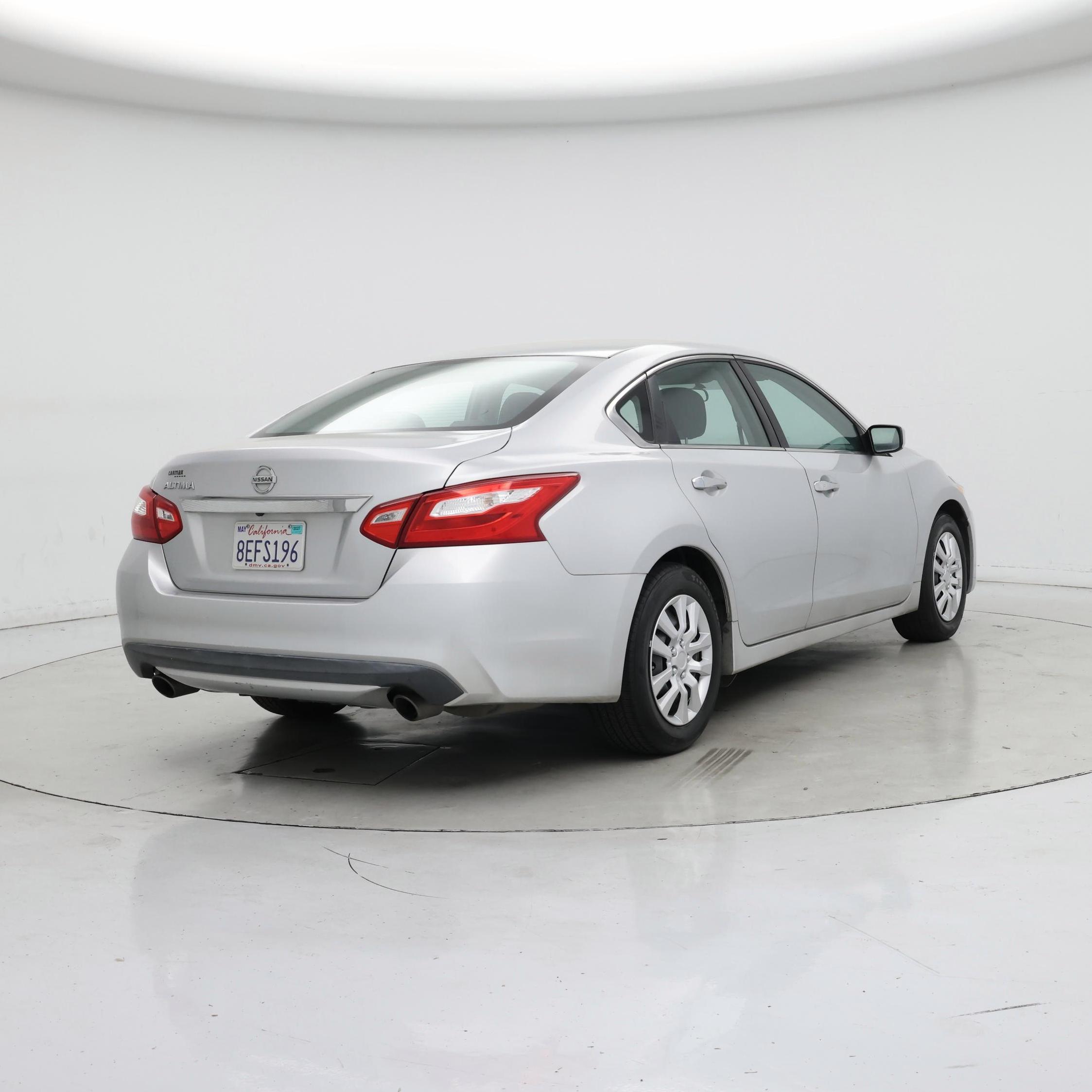 Thumbnail: 2016 Nissan Altima - 8