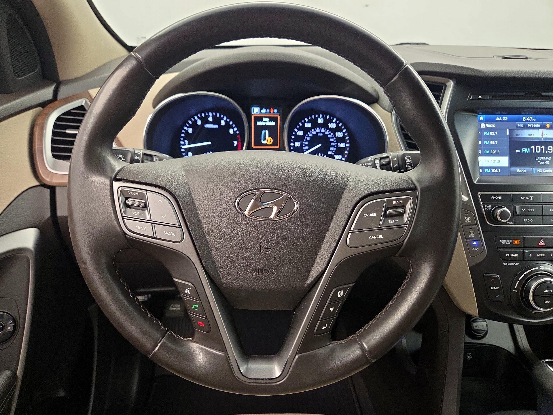 Thumbnail: 2018 Hyundai Santa Fe - 10