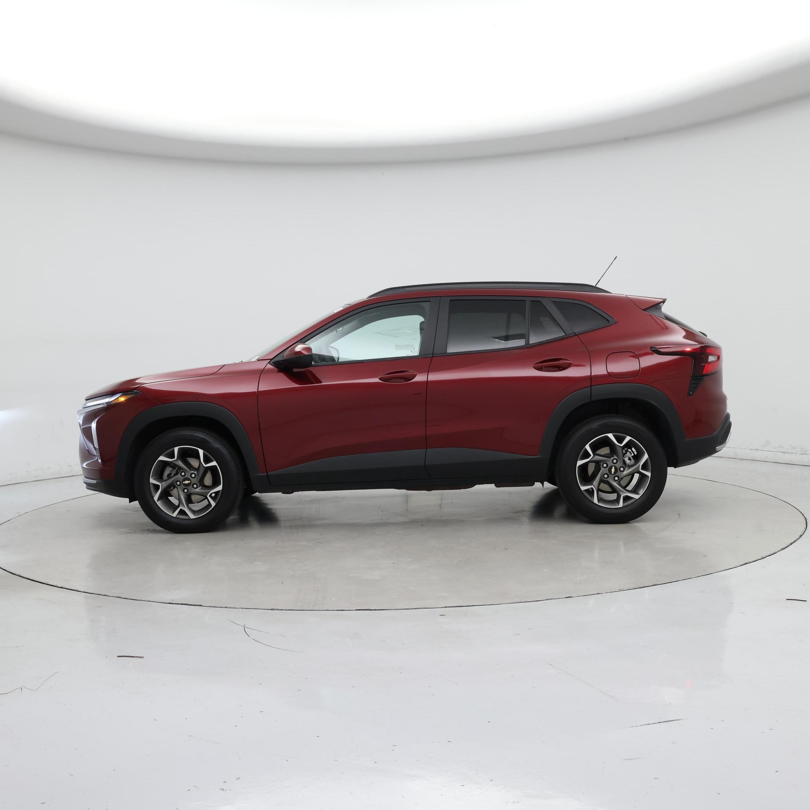 Thumbnail: 2025 Chevrolet Trax - 3