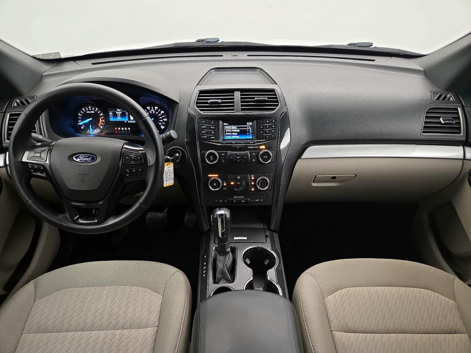 2018 Ford Explorer Base - Photo 10
