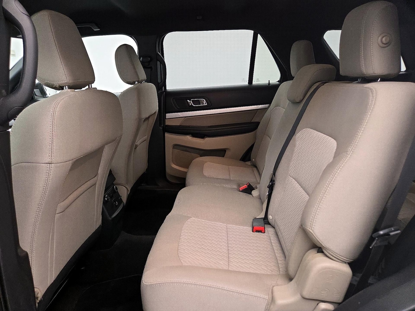 2018 Ford Explorer Base - Photo 20