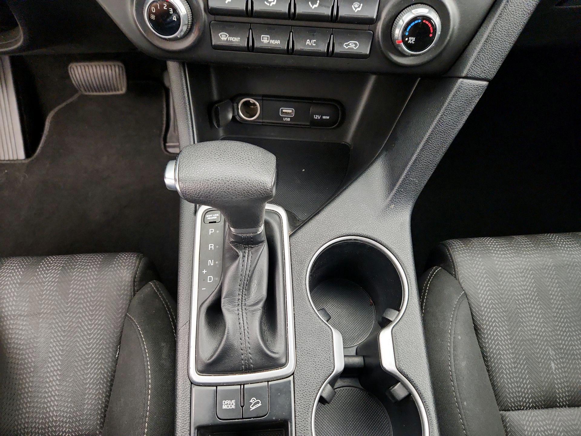 Thumbnail: 2020 Kia Sportage - 17