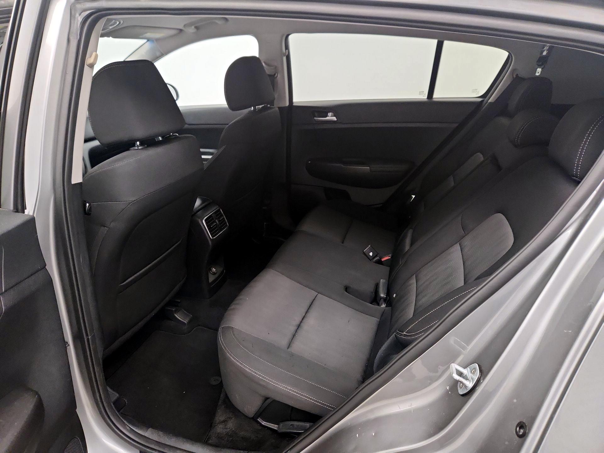 Thumbnail: 2020 Kia Sportage - 19