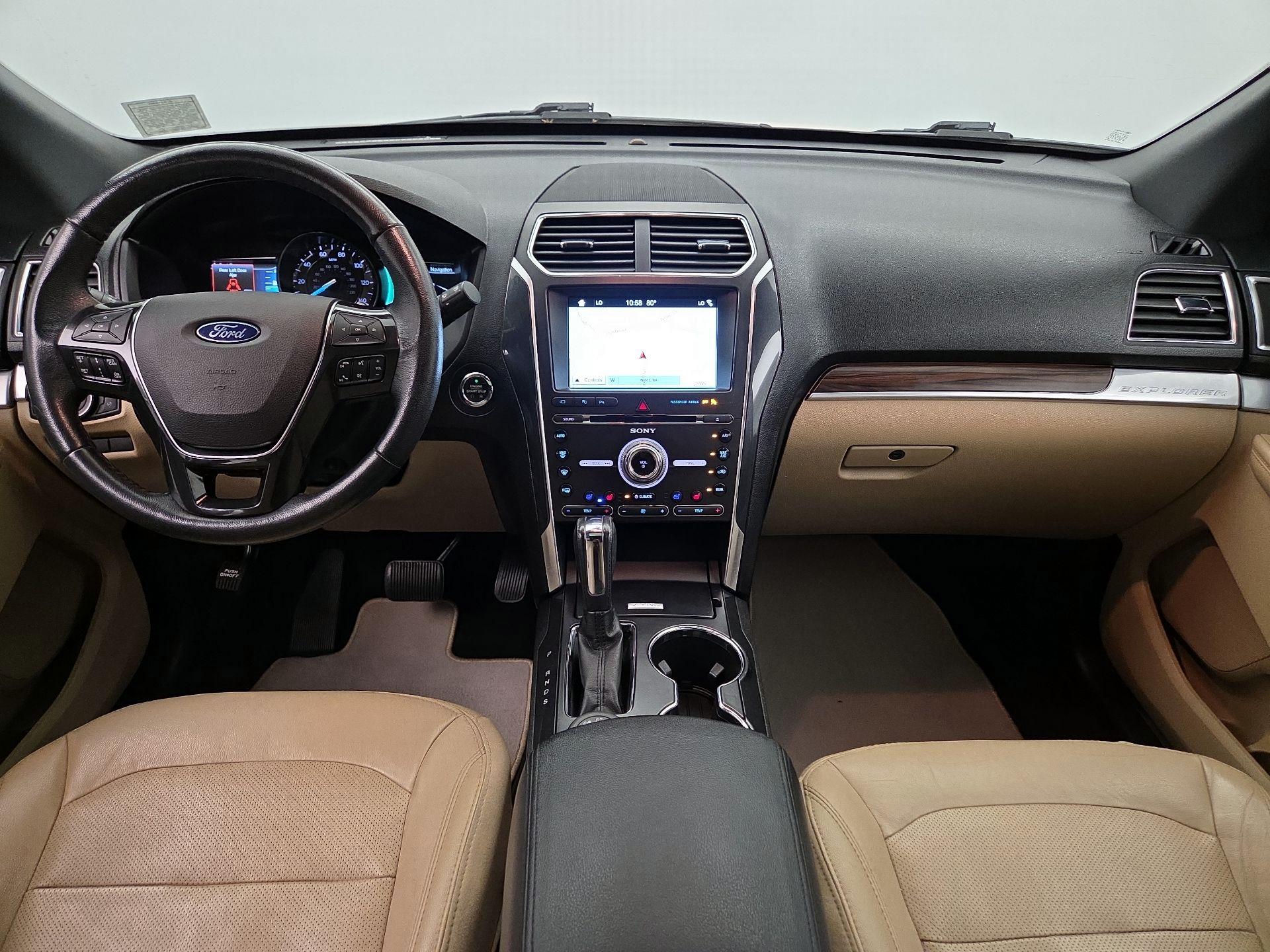 Thumbnail: 2017 Ford Explorer - 9