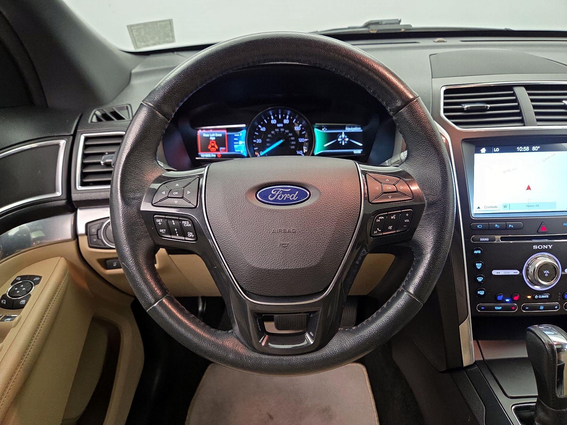 Thumbnail: 2017 Ford Explorer - 10