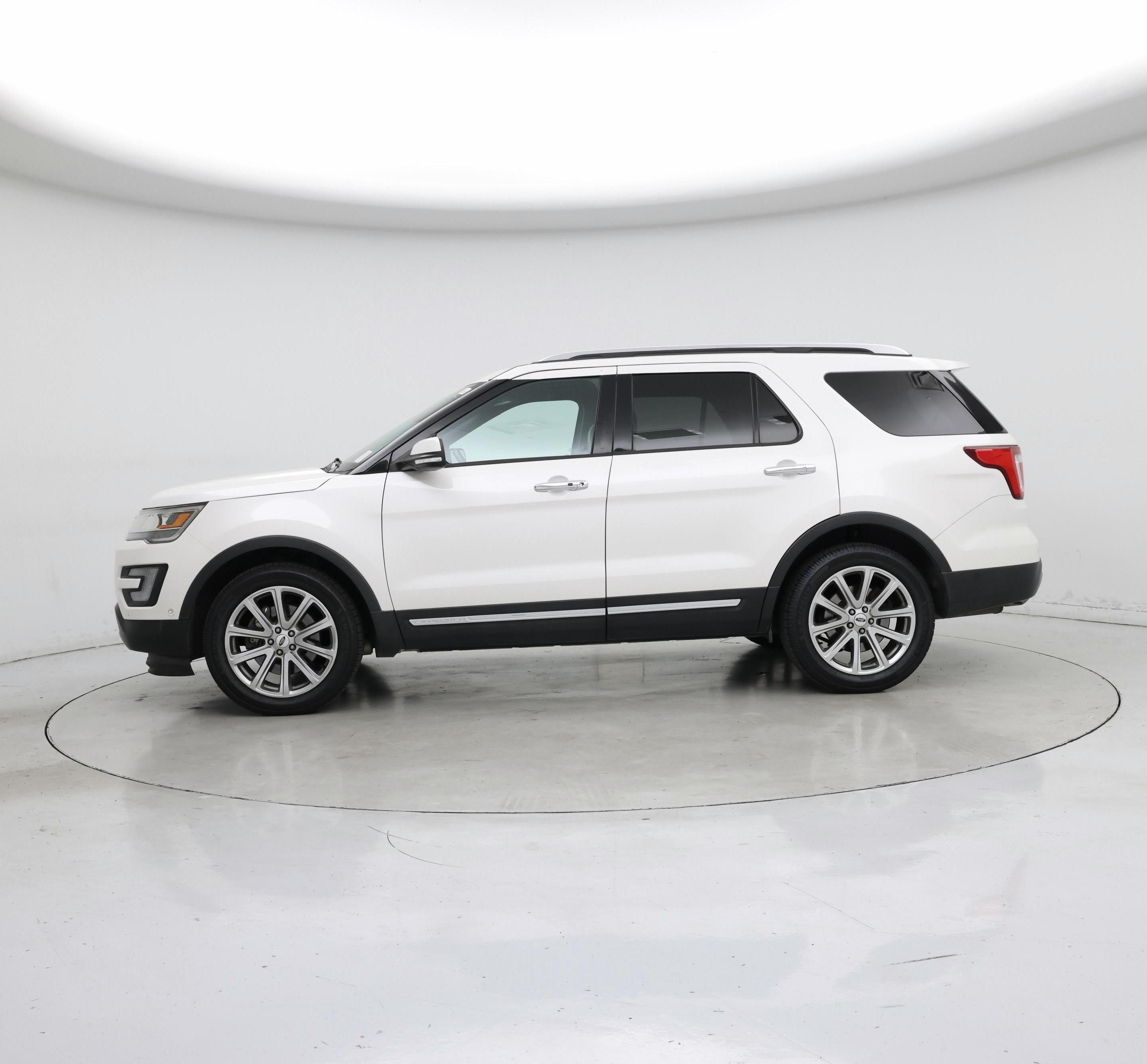 Thumbnail: 2017 Ford Explorer - 3