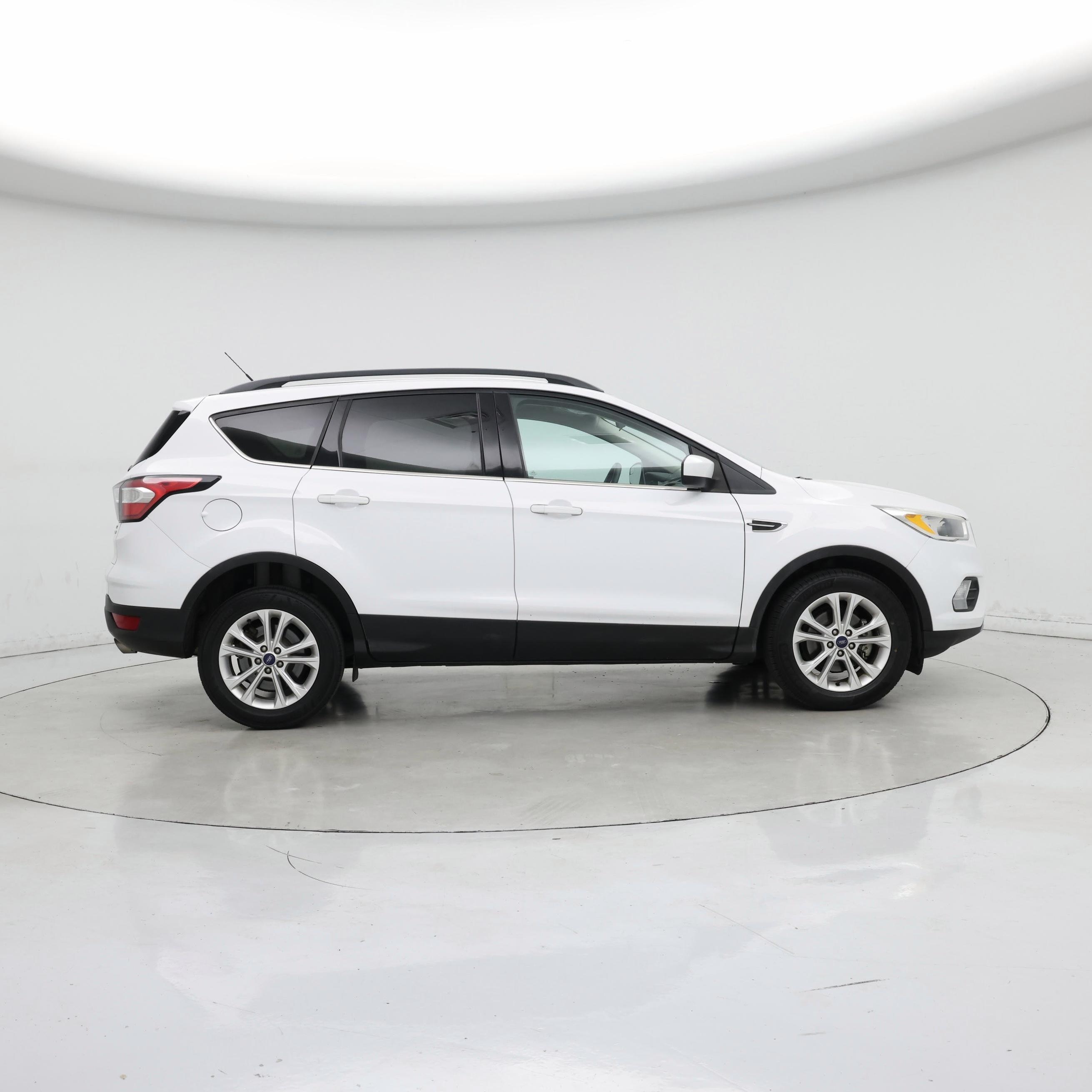 Thumbnail: 2018 Ford Escape - 7