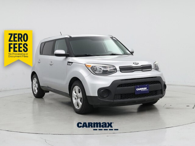 Silver 2017 Kia Soul Wagon Manual