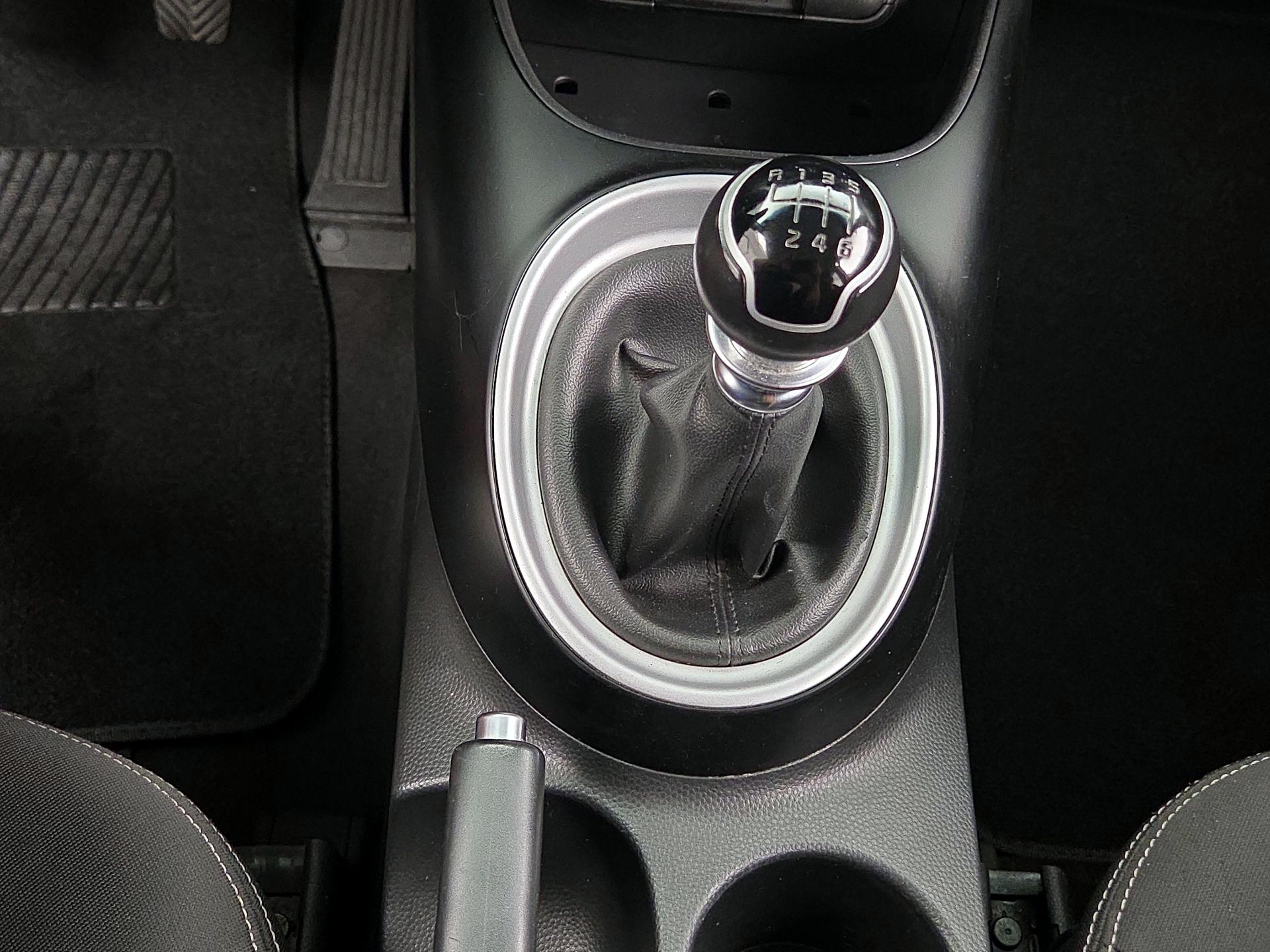 Thumbnail: 2017 Kia Soul - 16