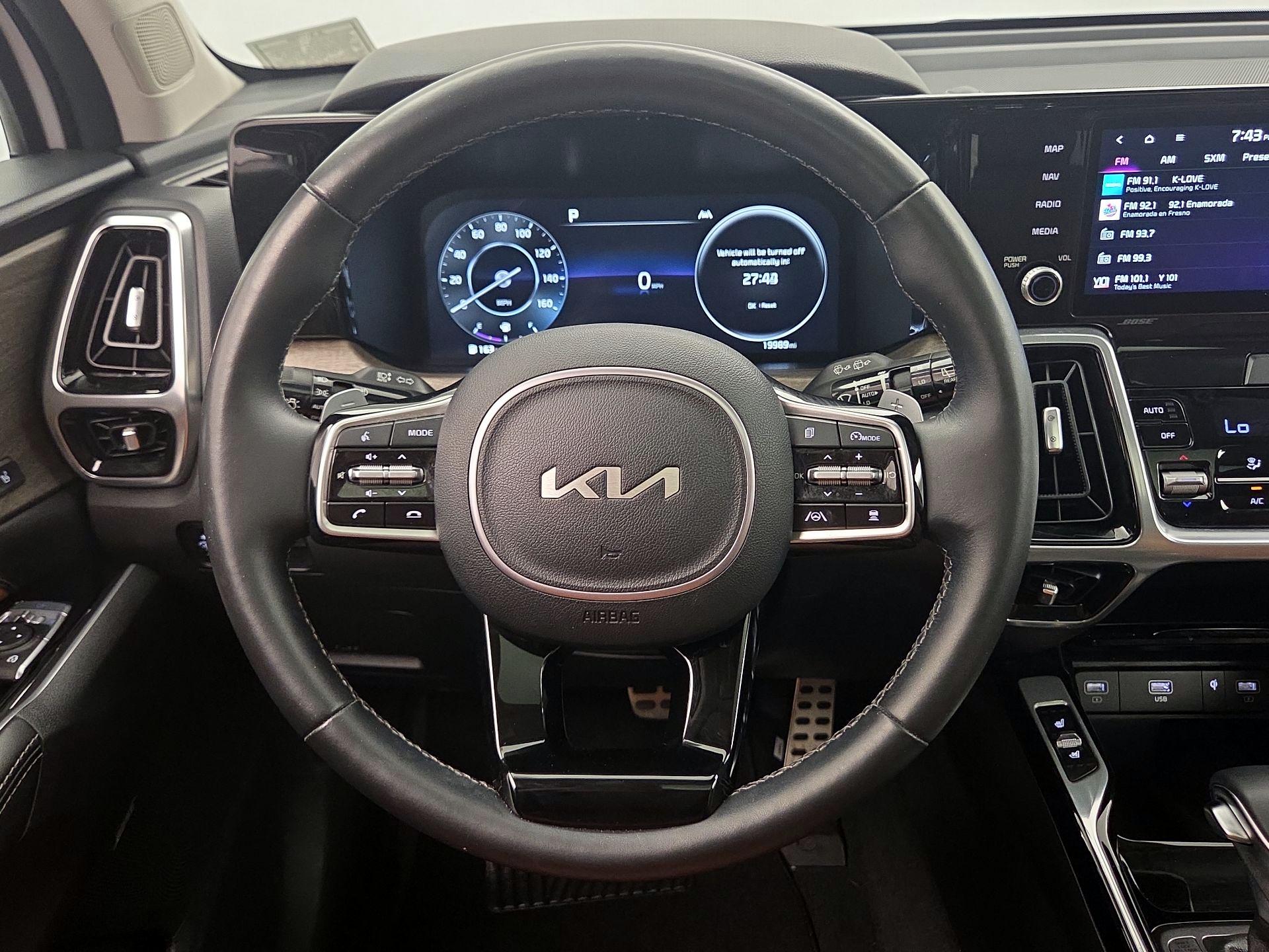 Thumbnail: 2023 Kia Sorento - 10