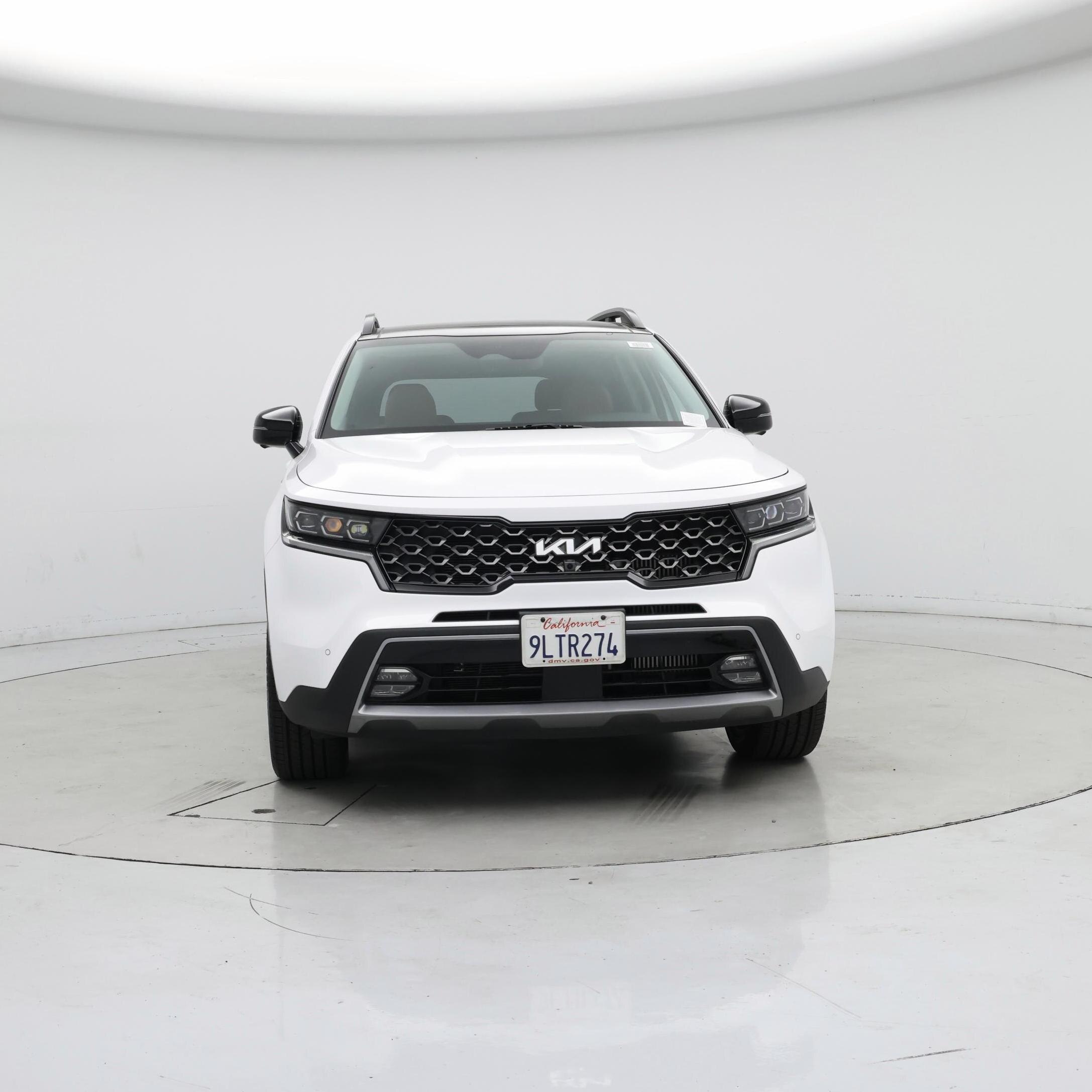 Thumbnail: 2023 Kia Sorento - 5