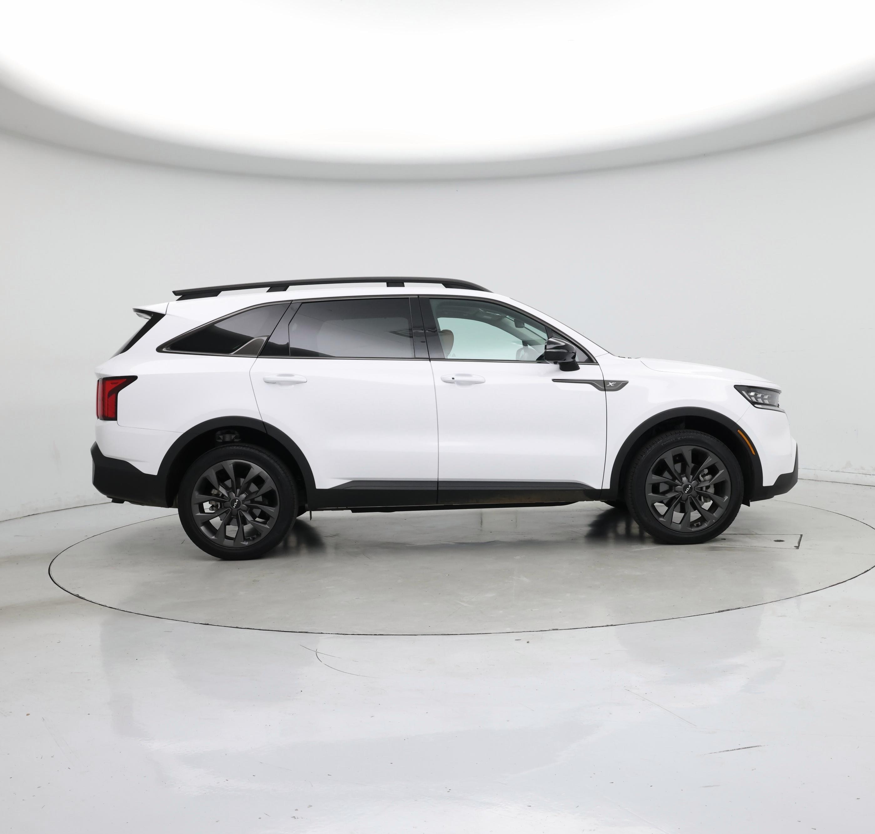 Thumbnail: 2023 Kia Sorento - 7