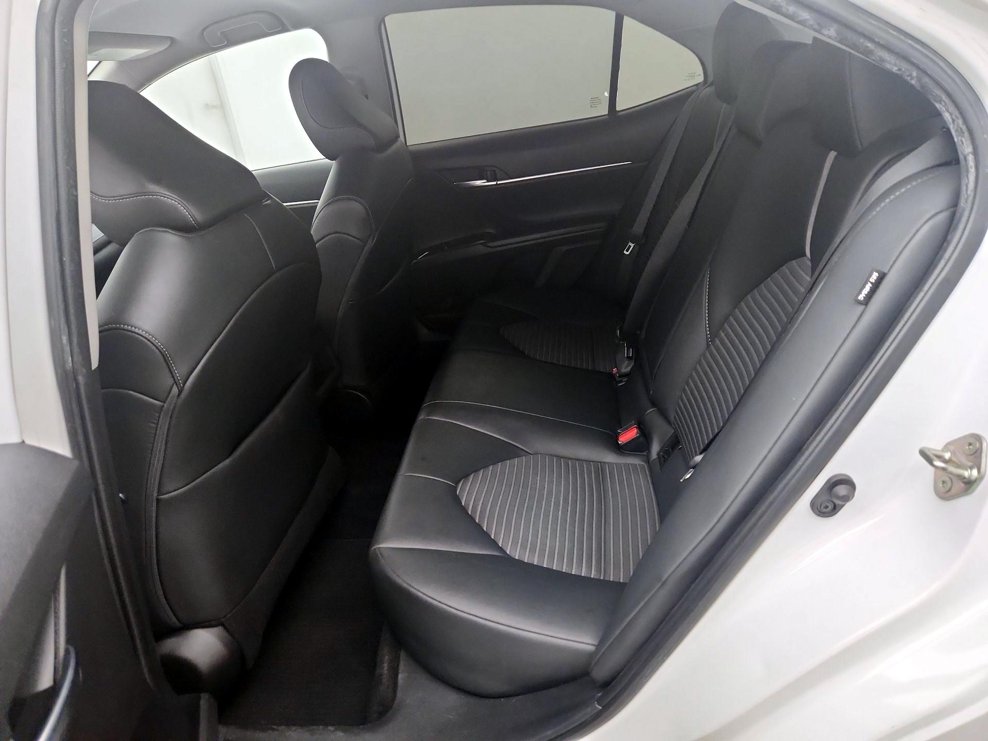 Thumbnail: 2020 Toyota Camry - 19
