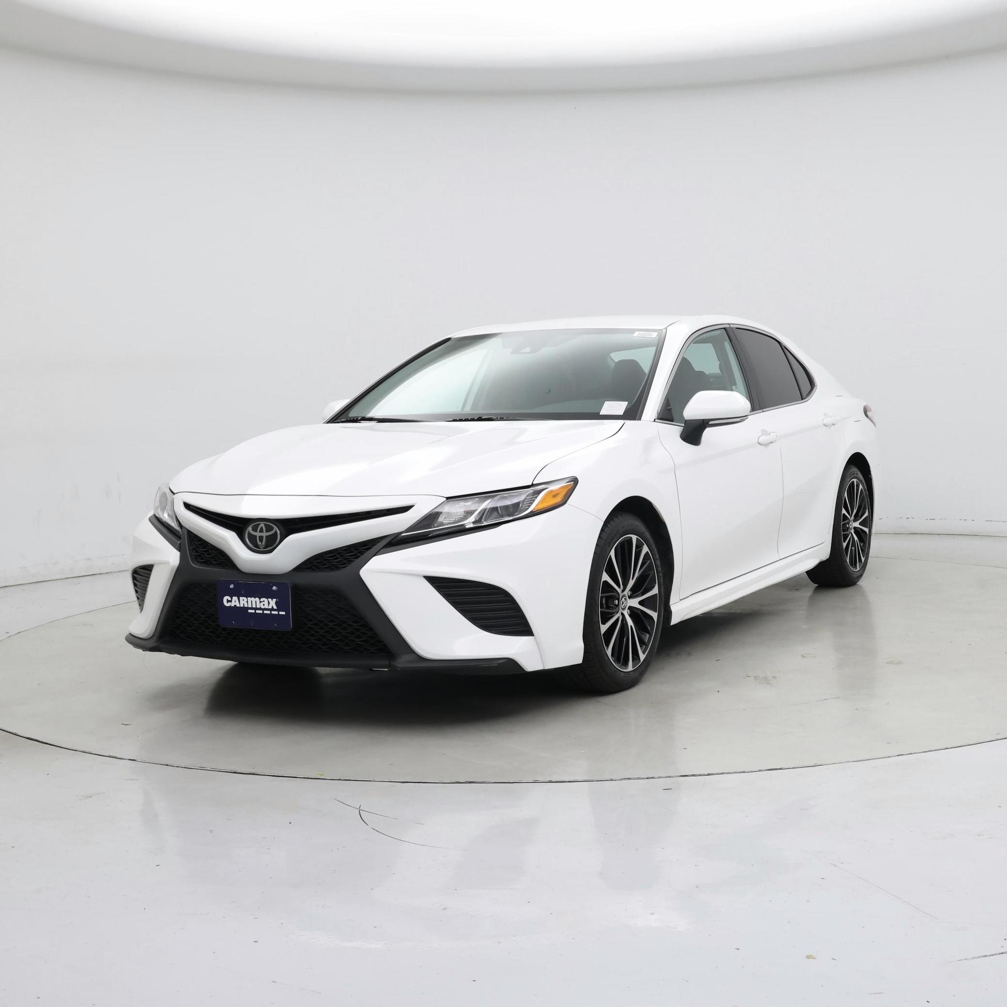 Thumbnail: 2020 Toyota Camry - 4