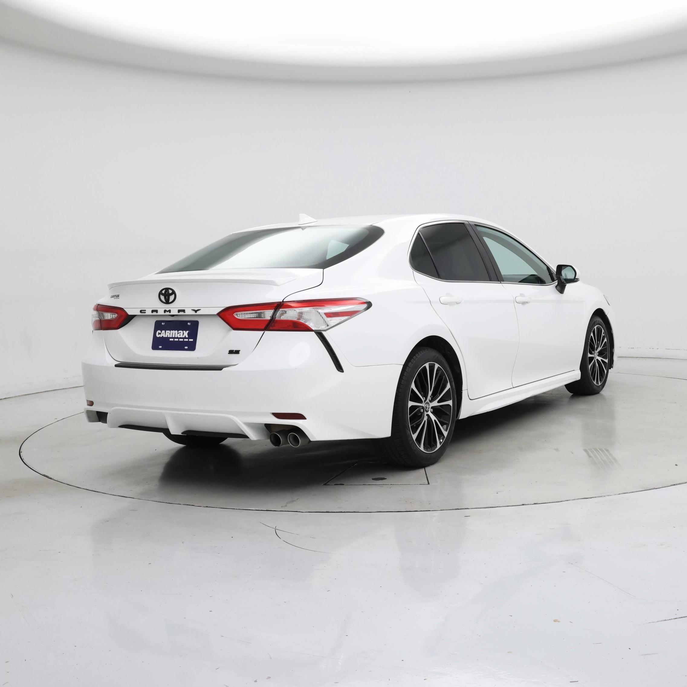 Thumbnail: 2020 Toyota Camry - 8