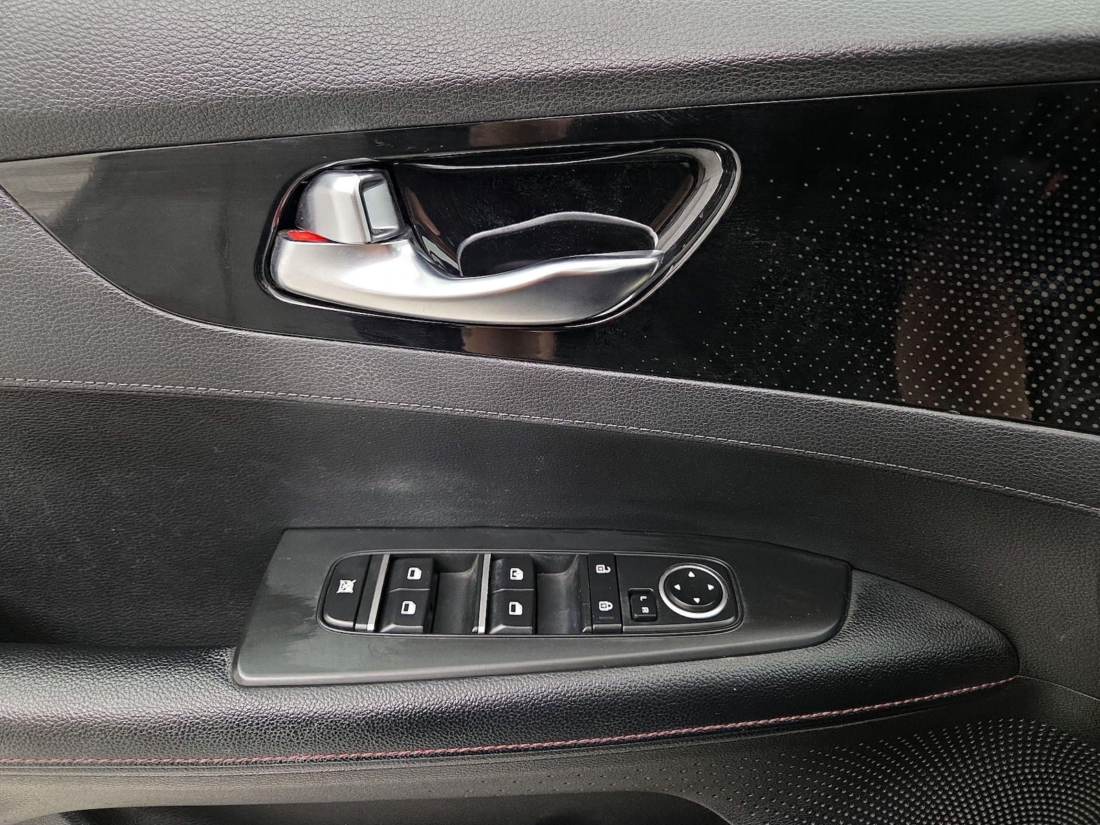 2021 Kia Forte GT - Photo 13
