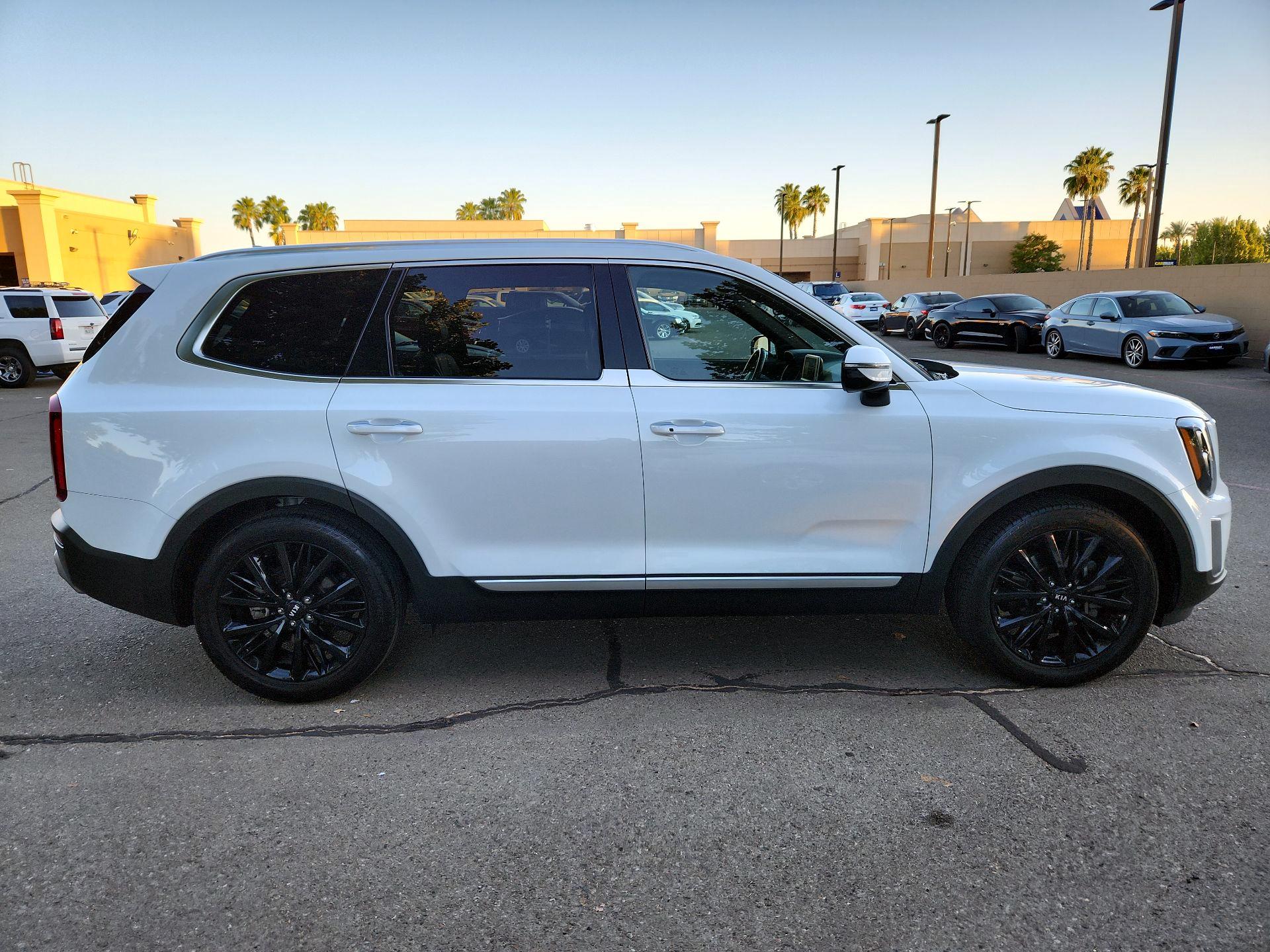 Thumbnail: 2020 Kia Telluride - 4