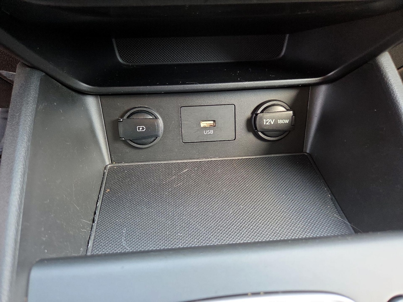 2023 Hyundai Kona SEL - Photo 18