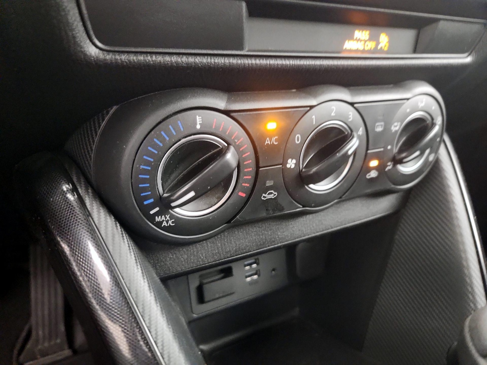 2018 Toyota Yaris iA Base - Photo 17
