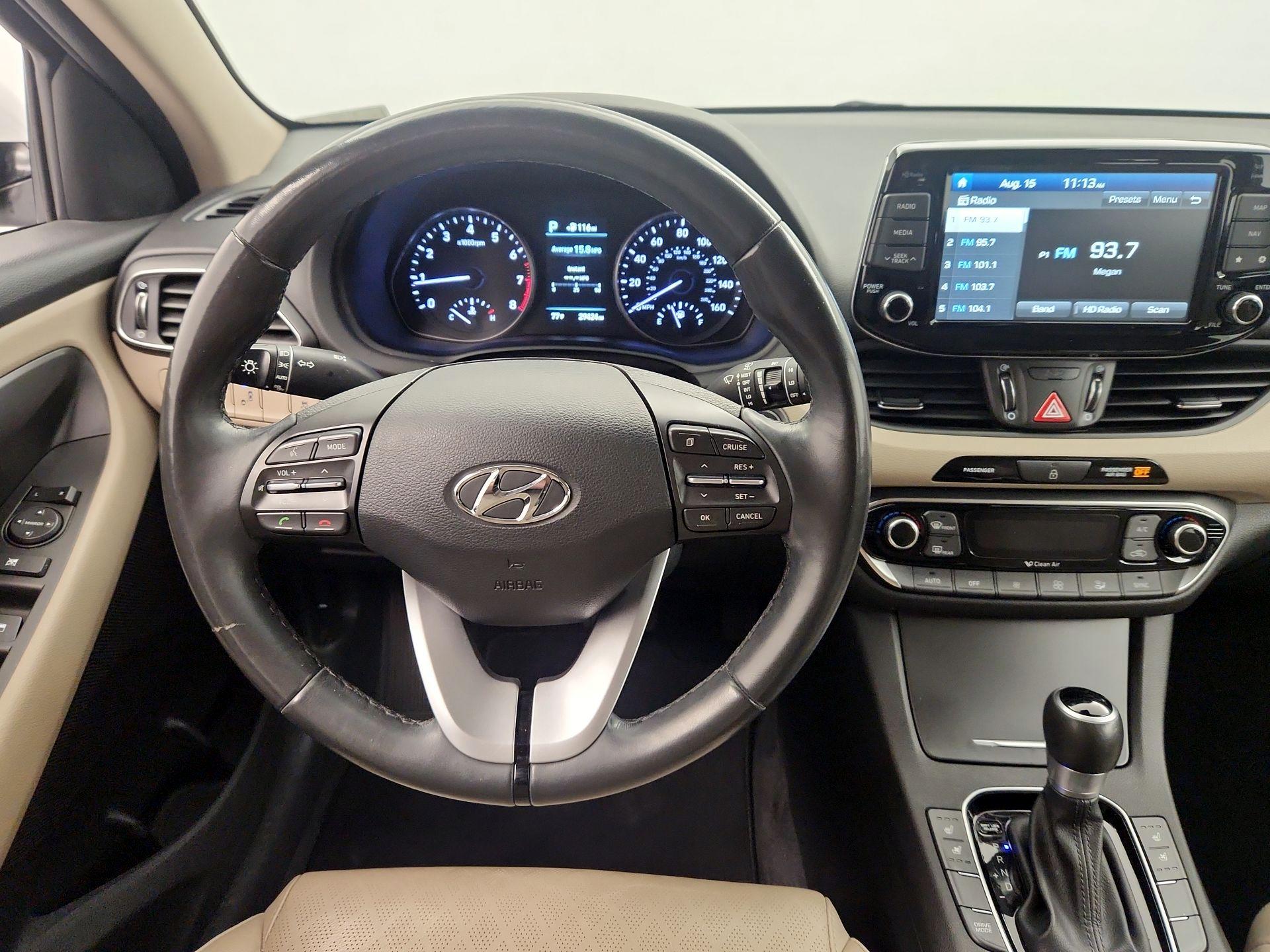 Thumbnail: 2018 Hyundai Elantra - 10