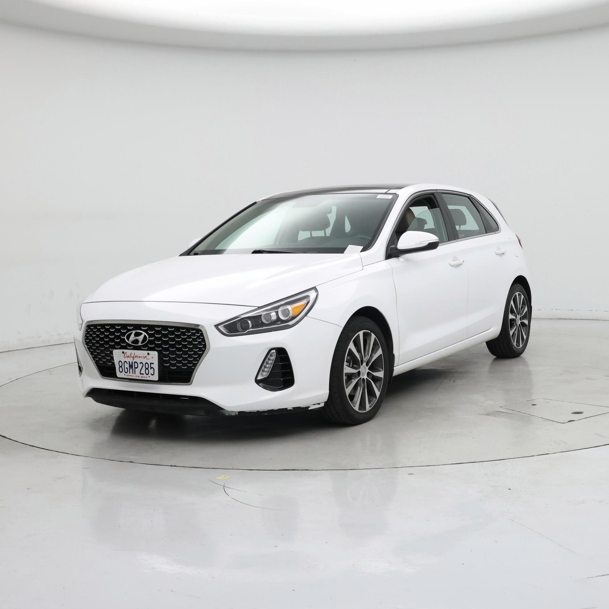 Thumbnail: 2018 Hyundai Elantra - 4