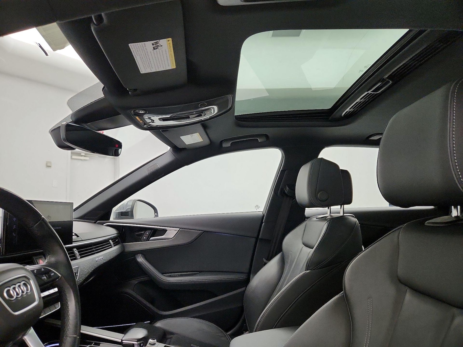 Sunroof(s) & Overhead Airbags