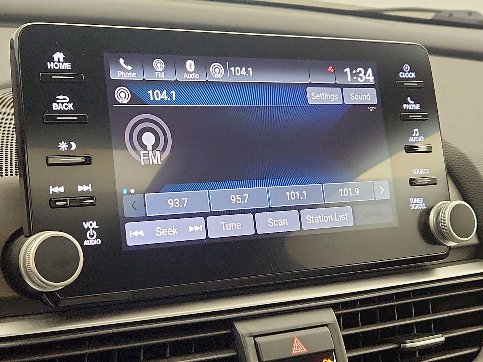 2018 Honda Accord EX - Photo 16