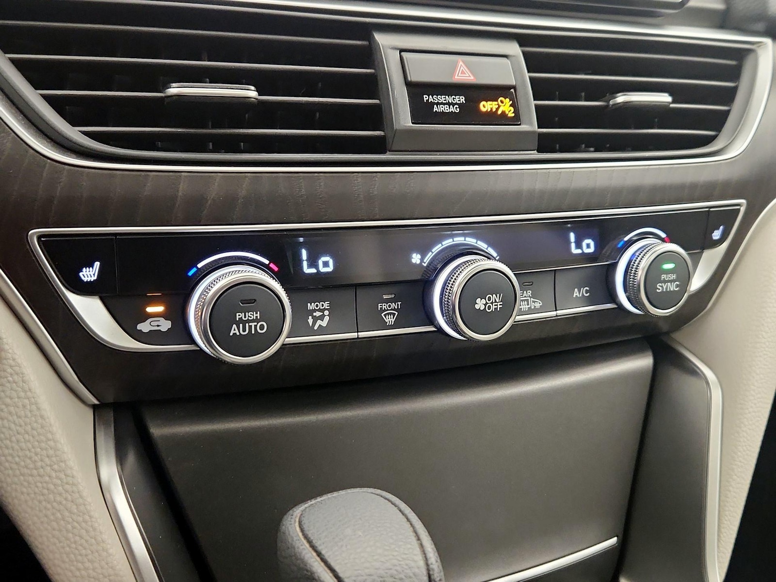 2018 Honda Accord EX - Photo 17