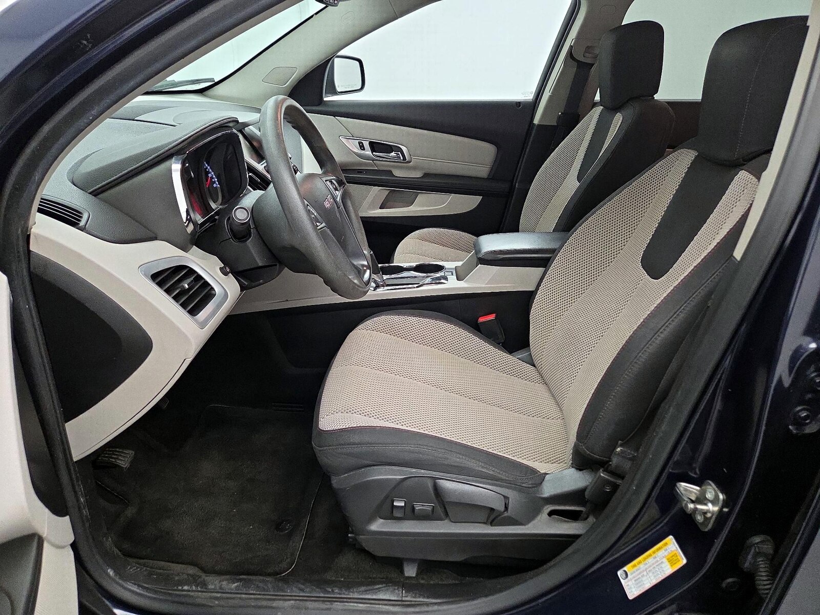Power Seat(s) & Side Airbags