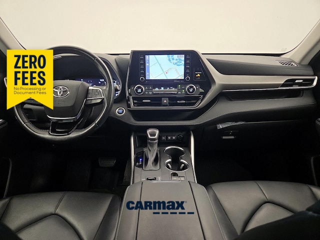 Silver 2021 Toyota Highlander SUV / Crossover Front-Wheel Drive Automatic