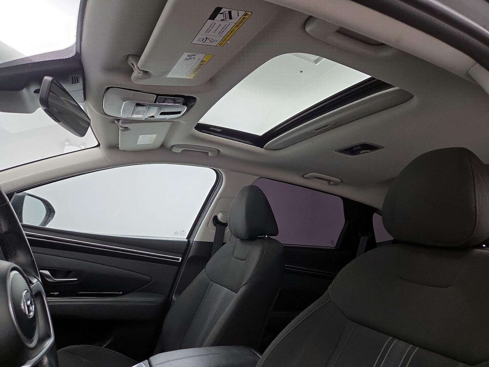 Sunroof(s) & Overhead Airbags