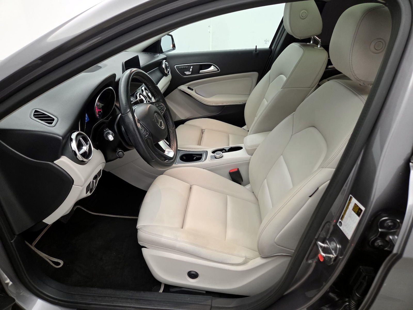 Power Seat(s) & Side Airbags