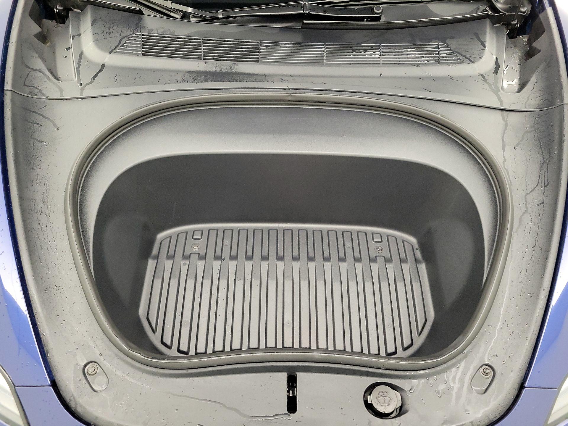 Thumbnail: 2025 Tesla Model 3 - 20