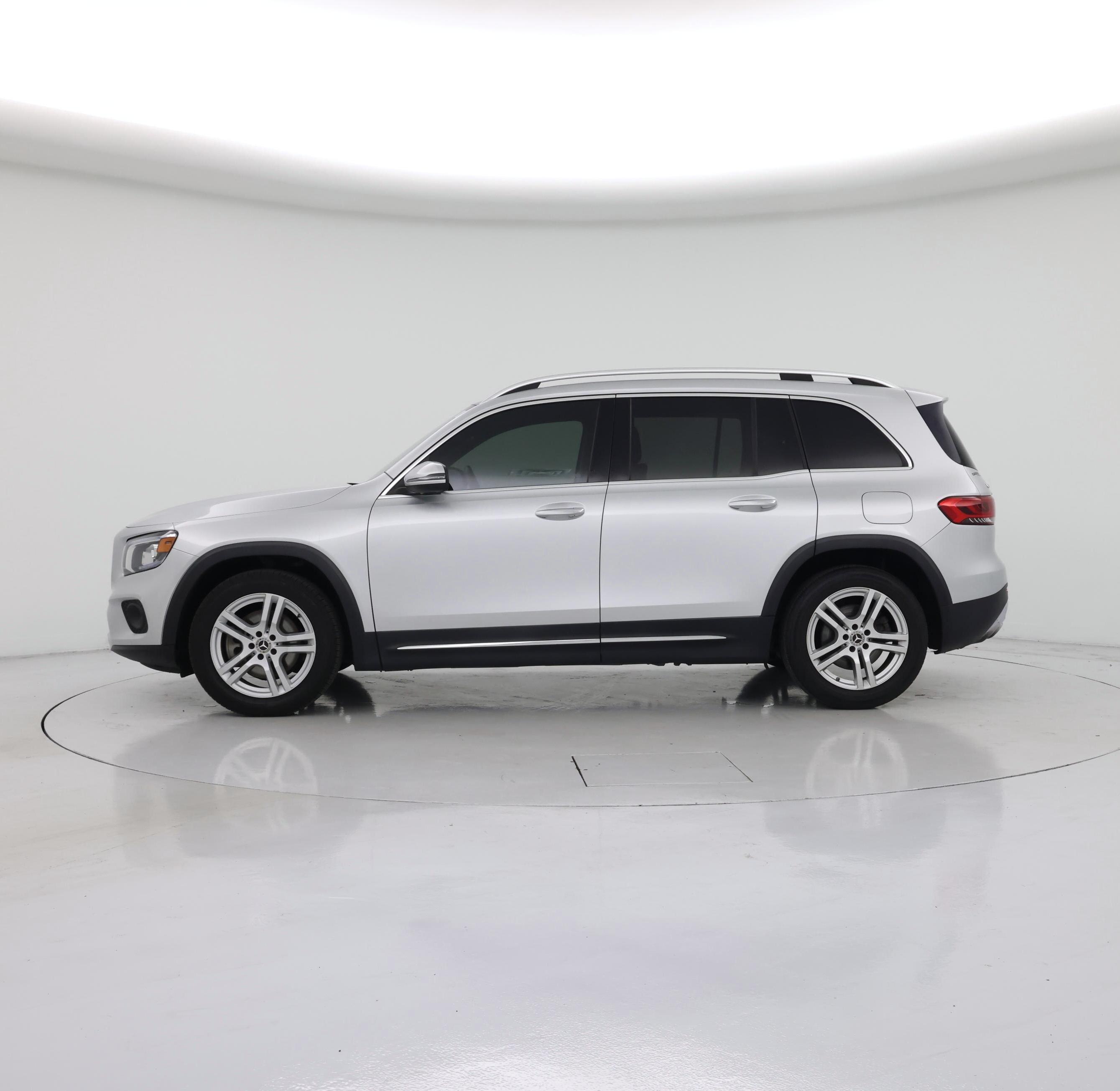 Thumbnail: 2020 Mercedes-Benz GLB - 3