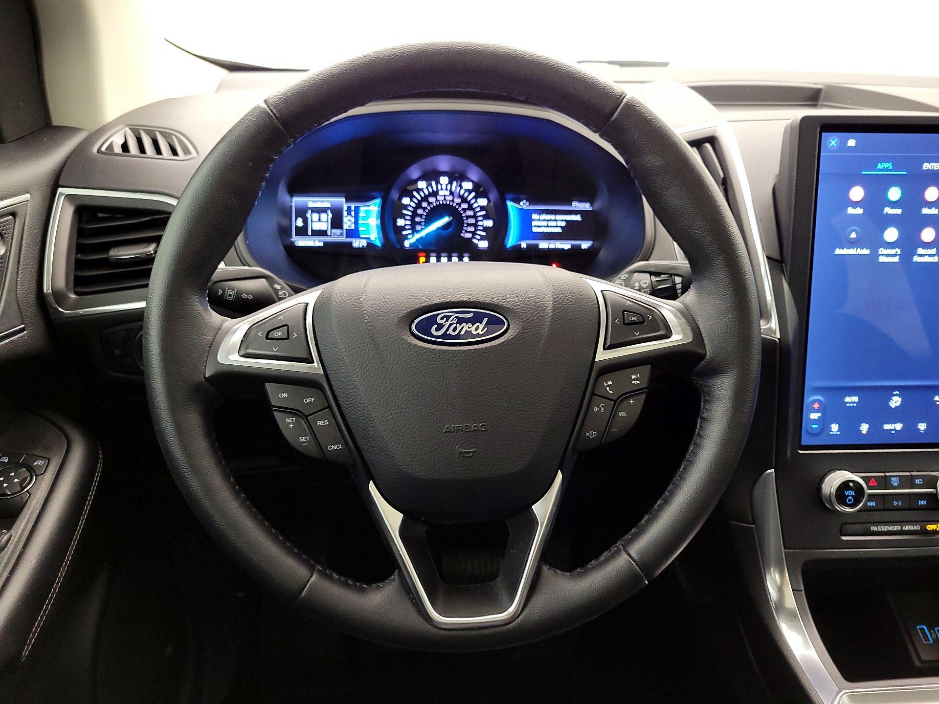 Thumbnail: 2022 Ford Edge - 10