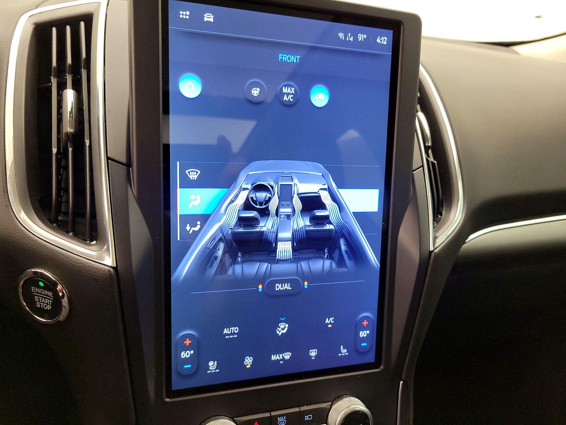 Thumbnail: 2022 Ford Edge - 16